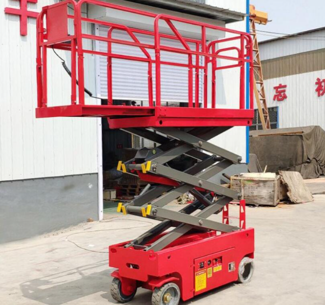 集安移动剪叉式升降机